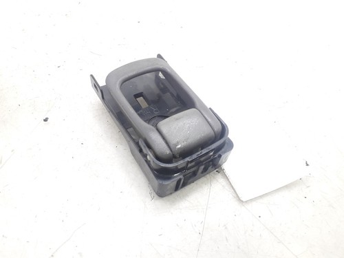806704f100 front inner door - front,